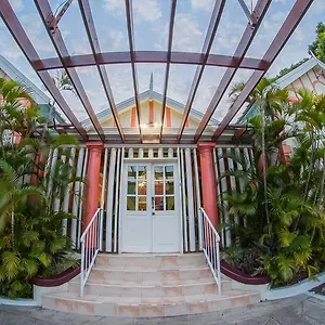 ** Hotel Indies Jamaica